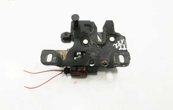 Audi TT Mk1 Engine bonnet/hood lock/catch 8N0823509J