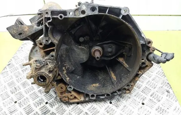 Peugeot Partner Manual 5 speed gearbox 20DP47