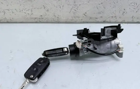 Volkswagen Tiguan Ignition lock 5K0905866 1K0905851B 5K0837202