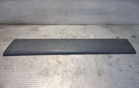Opel Vivaro Rear fender molding trim 8200036093