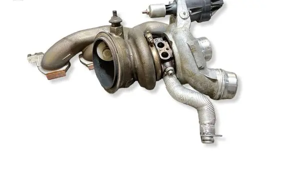 BMW 5 G30 G31 G38 Turbo 7637563