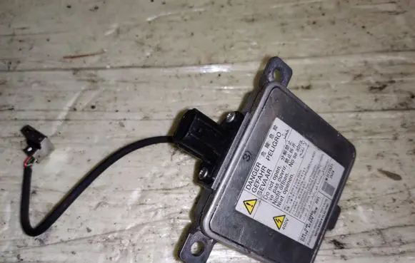 Honda Civic IX Xenon control unit/module W3121571