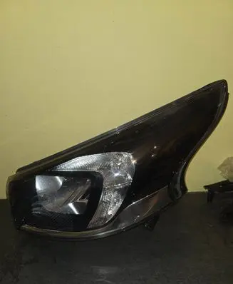 Opel Vivaro Headlight/headlamp 1EE01156501 93867960 260606315R