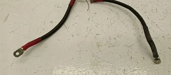 Audi A8 S8 D3 4E Positive cable (battery) 