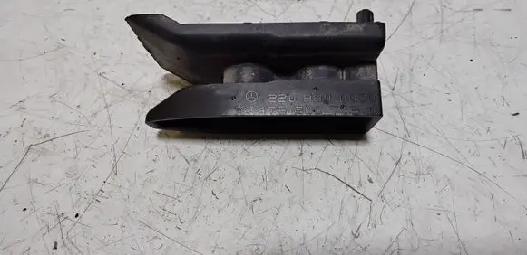 Mercedes-Benz S W220 Front bumper mounting bracket 2208800030 475200T180