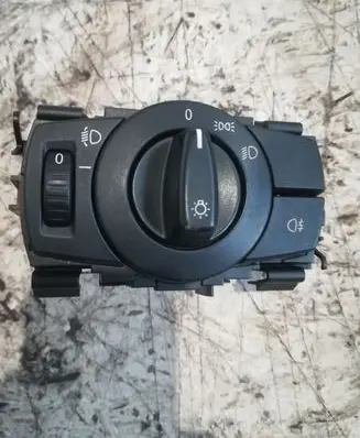 BMW 1 E81 E87 Light module LCM