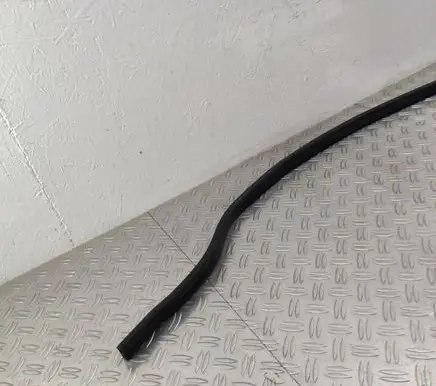 Volkswagen PASSAT B8 Engine compartment rubber 3G0823723
