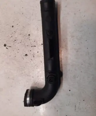 Audi A4 S4 B5 8D Intercooler hose/pipe 8D0145840AH