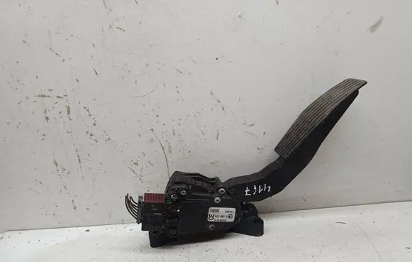 Opel Vectra C Accelerator throttle pedal 9186724 6PV00832200