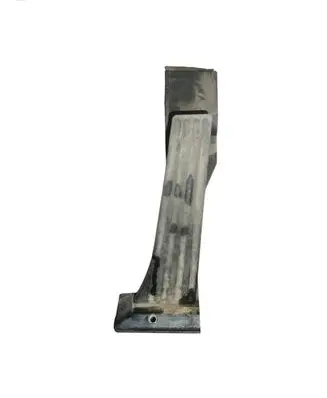 Accelerator throttle pedal