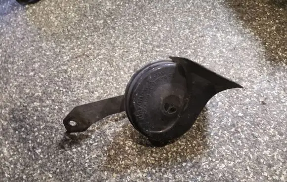 BMW X5 E53 Horn signal