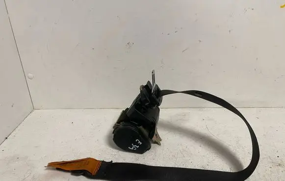 BMW 5 E39 Front seatbelt 8217390 566216700