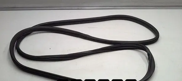 Nissan Navara D40 Rubber seal loading door 