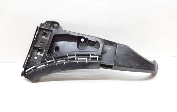 Volvo XC90 Front bumper mounting bracket 08620564