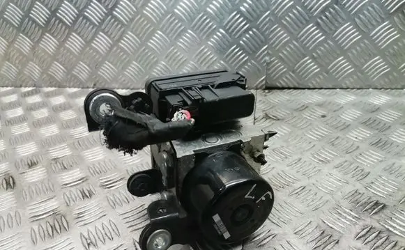 Land Rover Freelander 2 - LR2 ABS Pump a426g07w076