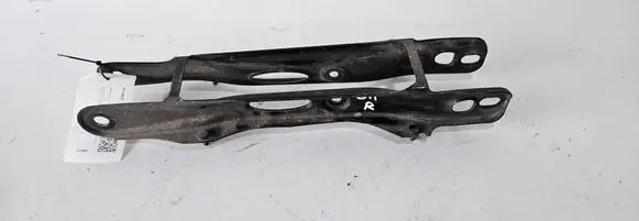 Rear upper control arm/wishbone