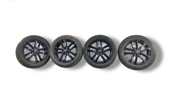 Nissan Juke I F15 R17 alloy rim 5x114.3 7jj