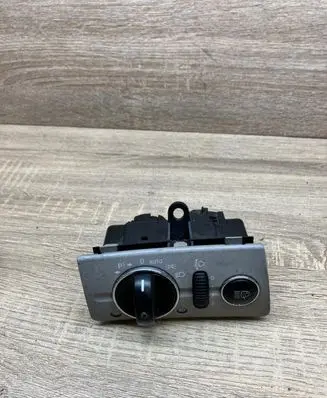 Mercedes-Benz E W211 Light switch 2115450204 04056013