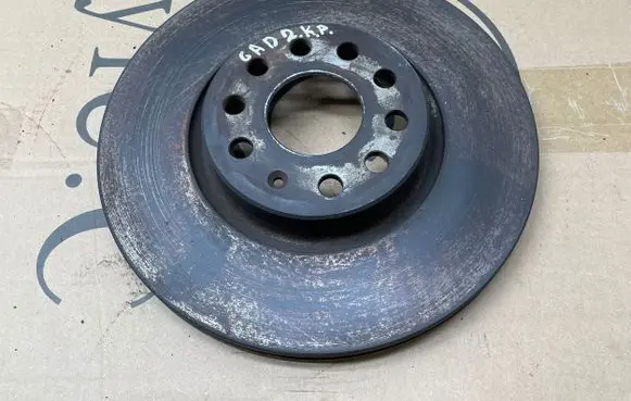 Volkswagen Caddy Front brake disc