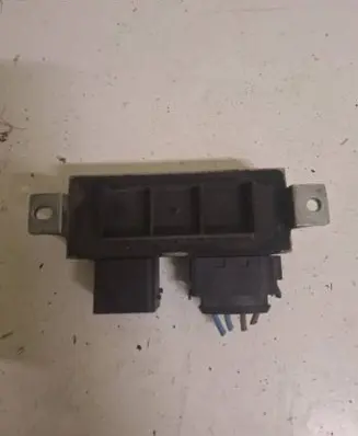 Nissan Qashqai Glow plug pre-heat relay 8200558438A