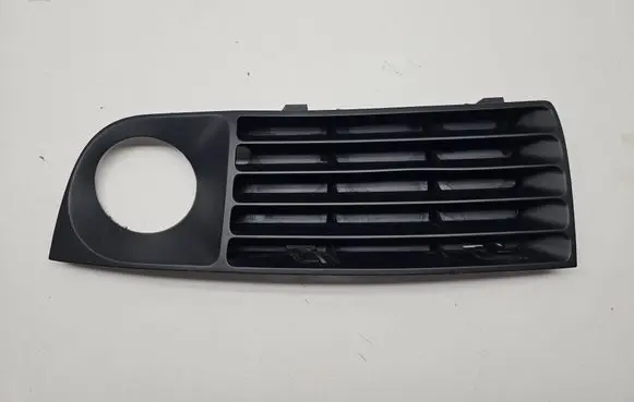 Audi A8 S8 D2 4D Front bumper lower grill 4D0853635B