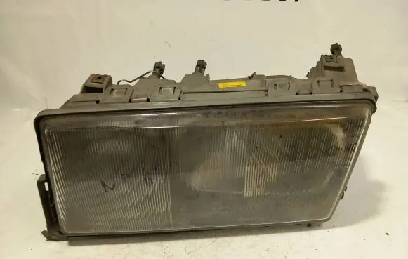 Mercedes-Benz 190 W201 Headlight/headlamp 1305235075
