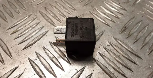 Mercedes-Benz A W168 Other relay A0025421319