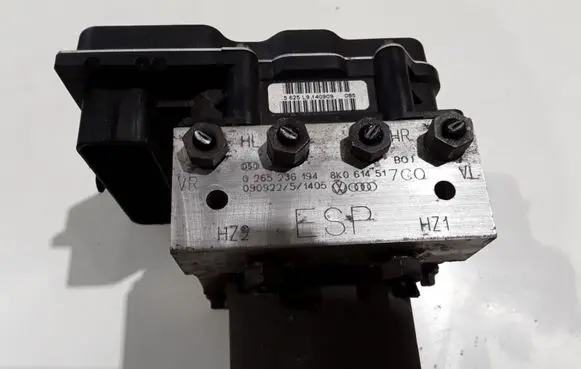 Audi A4 S4 B8 8K ABS Pump 8K0907379AL 9258L0404