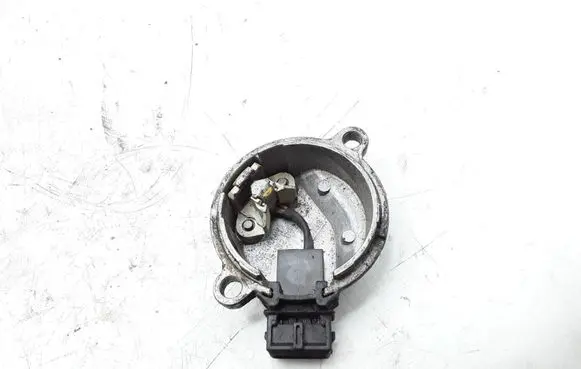 Volkswagen PASSAT B5 Camshaft position sensor 058905161B 0232101024