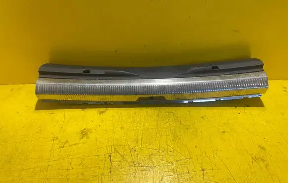 Volkswagen PASSAT B6 Trunk/boot sill cover protection 3C9863459A