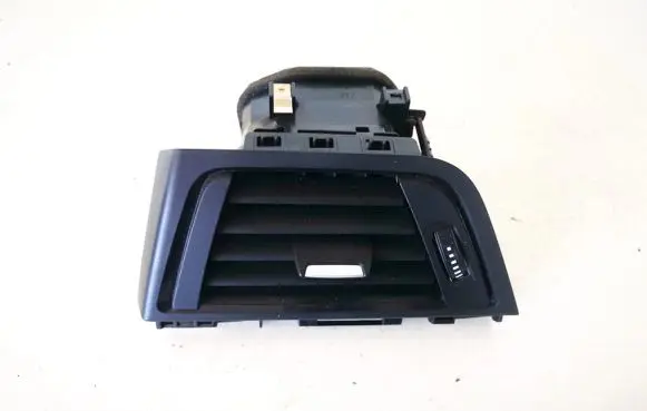BMW 4 F32 F33 Dash center air vent grill 923197013 9231970-13