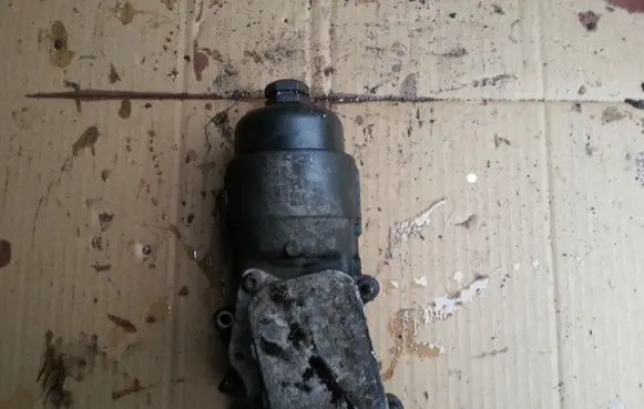 Ford Fiesta Oil filter mounting bracket 