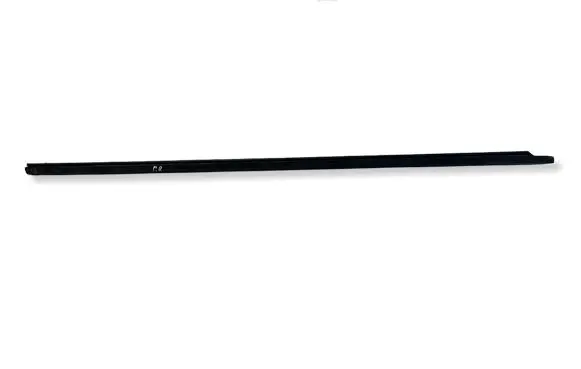 BMW 1 F20 F21 Front door glass trim molding 7240862