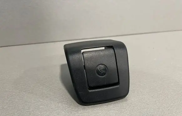 BMW 3 E92 E93 ISOFIX cover 9112422