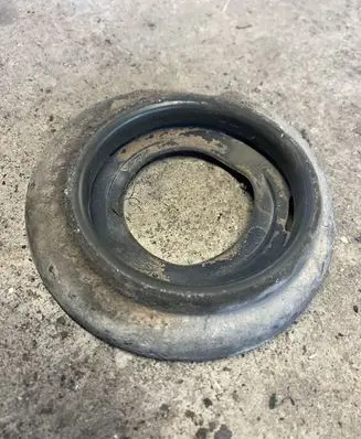 Peugeot 607 Coil spring mount 
