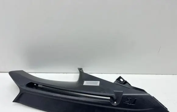 BMW 5 F10 F11 (D)pillar trim (top) 9169785 52850610