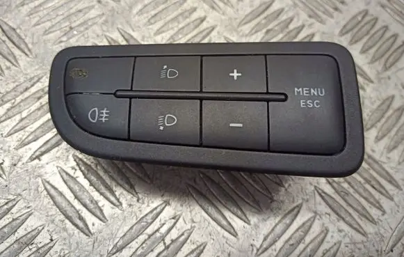 Fiat Grande Punto Light relay 735367268