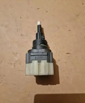 Audi A6 S6 C5 4B Brake pedal sensor switch 1K7945511 1K2945511