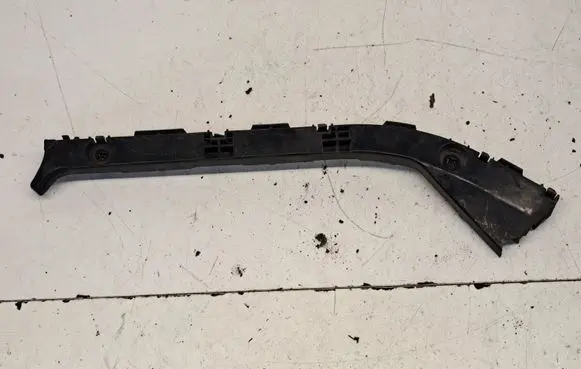 Toyota Prius (XW20) Rear bumper mounting bracket 5257547011