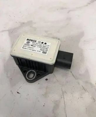 Audi A4 S4 B8 8K ESP acceleration yaw rate sensor 8K0907637A 0265005667 7009712