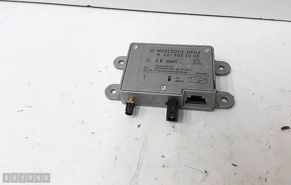 Mercedes-Benz S W221 Aerial antenna amplifier A2219055000