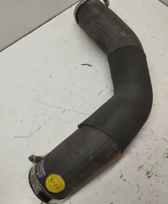 Audi Q7 4M Intercooler hose/pipe 4M0145737M 5575