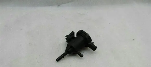 Mercedes-Benz A W176 Vacuum valve A0014760532