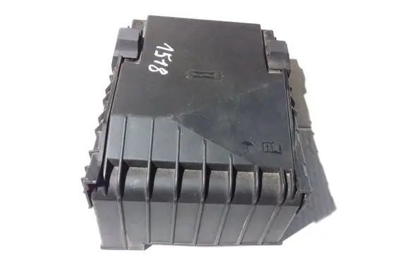 Audi A3 S3 A3 Sportback 8P Fuse box cover 1K0937132F