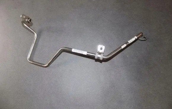 Skoda Karoq Turbo turbocharger oiling pipe/hose 04E145140L