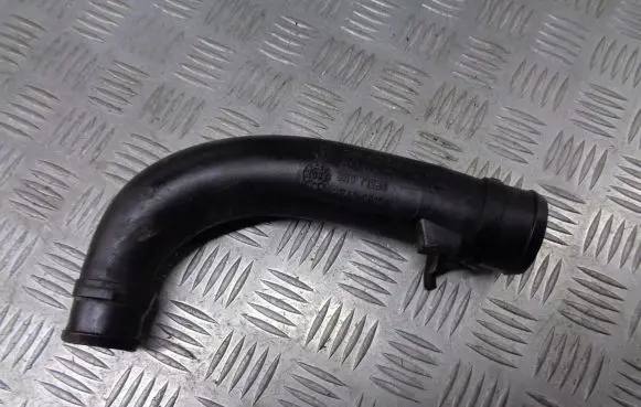 Seat Ibiza III (6L) Turbo air intake inlet pipe/hose 6Q0145770G