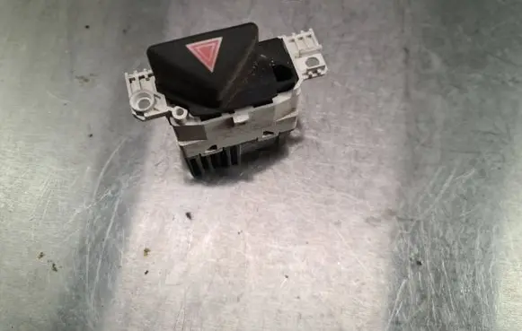 Ford Focus Hazard light switch 98AG13A350AE