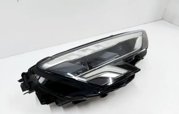 Audi A3 8Y Headlight/headlamp 8Y0941034A
