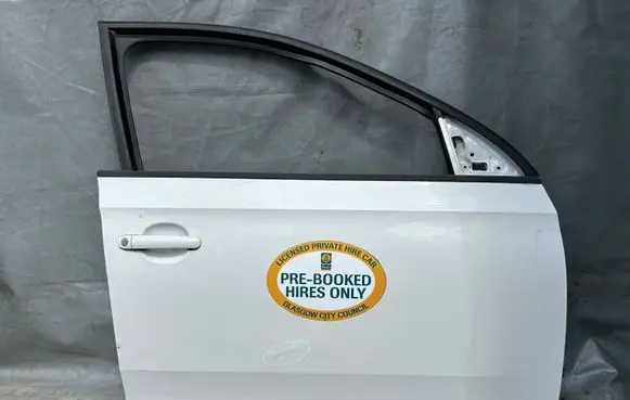 Seat Toledo IV (NH) Front door 5JA831312
