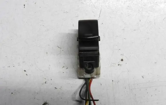 Nissan Micra Quarter vent window switch 